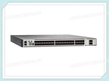 Avantage de réseau du port 10Gig du commutateur de réseau de Cisco C9500-40X-A 40 avec le permis d'ADN