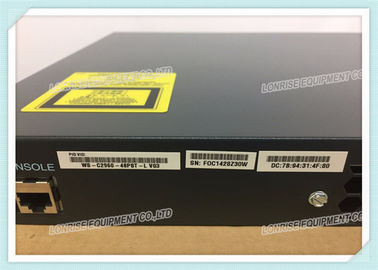 Commutateur WS-C2960-48PST-L 48 de Cisco PoE 10/100 gigabit SFP du commutateur 2 d'Ethernet de POE