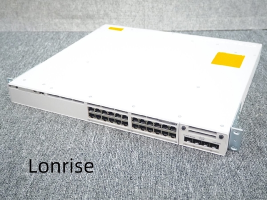 Commutateur de Cisco 9300 de réseau des données 24-Port de C9300-24 T-A Cisco Switch Catalyst 9300 seul