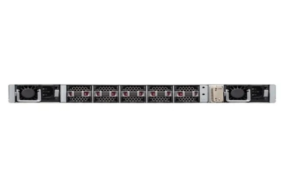 C9500-24X-E Cisco Switch Catalyst 9500 Commutateur à 24 ports - 16x 10GE + 8x 10G SFP + - NW Ess. Licence