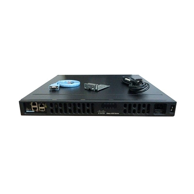 ISR4331 SEC K9 100 Mbps 300 Mbps débit du système 3 ports WAN LAN 2 ports SFP multi-CPU à noyau
