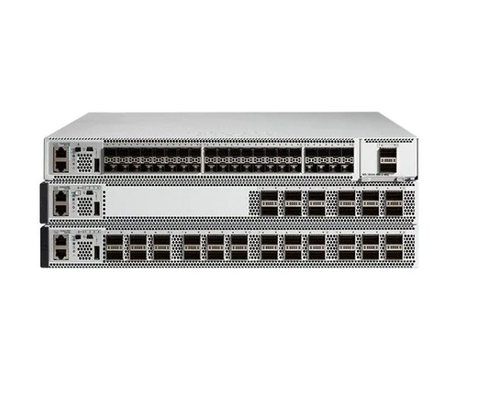 C9500-24Y4C-E Cisco Switch Catalyst 9500 Cisco Catalyst 9500 24 x 1 / 10 / 25G et 4 ports 40/100G, essentiel