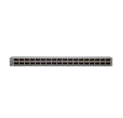 Commutateur Cisco Nexus 9200 à port 36 100G QSFP28 avec mémoire de 16 Go