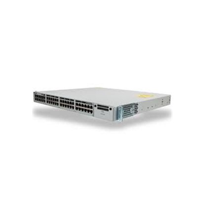 C9300L-48P-4G-E Catalyseur 9300 48 ports 1G cuivre avec connexions fixes 4x1G SFP PoE+ essentiels du réseau