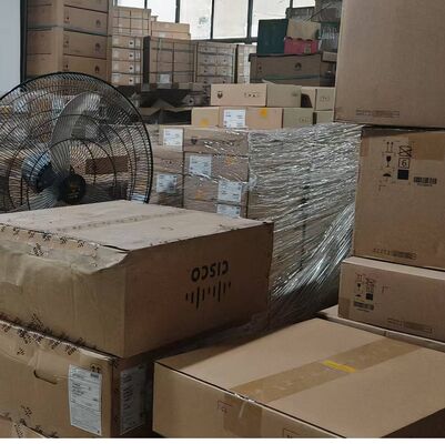 CE6860-SAN-F0, commutateur Huawei CE6800, bloc d'alimentation 48x25GE SFP28/8x100GE QSFP28/2xAC