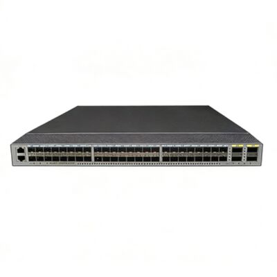 CE6875-48S4CQ-EI，48 ports SFP+ 10GE, 4 ports QSFP28 100GE ou 4 ports QSFP+ 40GE.