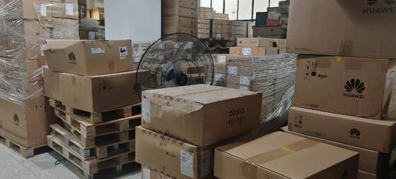 CE8860-4C-EI, commutateur Huawei CE8800, 4x100GE QSFP28/sans ventilateur ni bloc d'alimentation