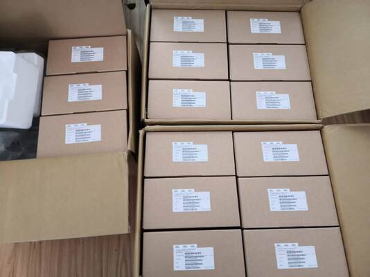 FAP-431F-E FortiAP-431F Indoor Wireless FortiAP - Tri radio (2x 802.11 a/b/g/n/ac/ax, 4x4 MIMO et 1x 802.11 a/b/g/n/ac Vague 2, 2x2 MU-MIMO), antennes internes, 1x 100/1000/2500 Base-T RJ45,1 x 10/10