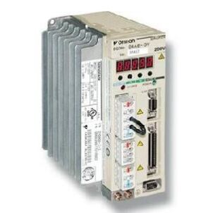 Servomoteur Yaskawa SGDH-10DE-OY Sigma-II 1 kW 400 V