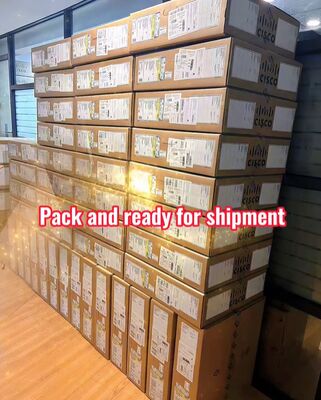 C9200L-24T-4G-E Couche 3 commutateur Gigabit géré, ports RJ45 24 × 1G, SFP Uplink 4 × 1G, commutateur d'accès à l'entreprise