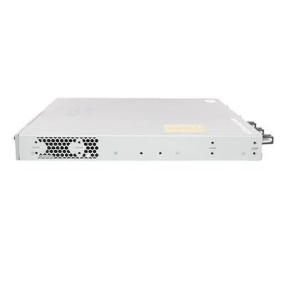 Cisco C9300-24T-A Catalyst 9300 commutateur réseau de données uniquement à 24 ports