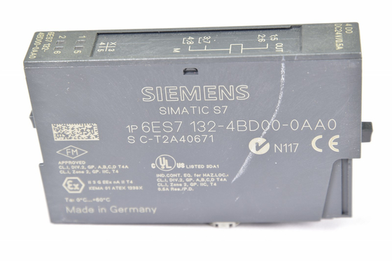 Contrôleur programmable Programmable Motion Control de logique de PLC de 6ES7132 4BD00 0AB0